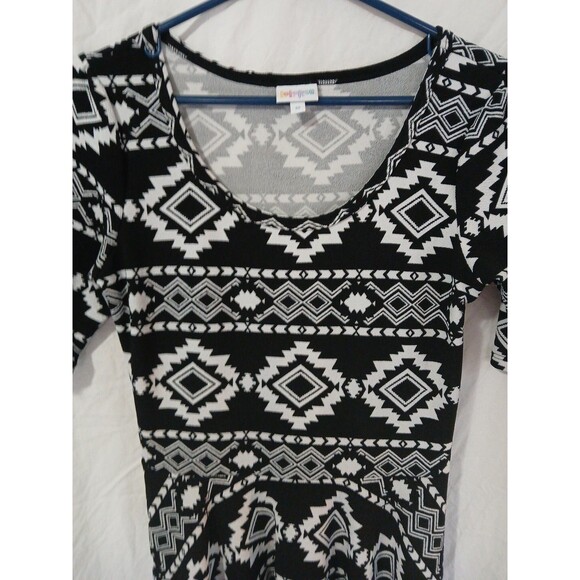 LuLaRoe Black White Geometric Print- Fit Flare- Amelia Dress Womens Medium New - Picture 2 of 16